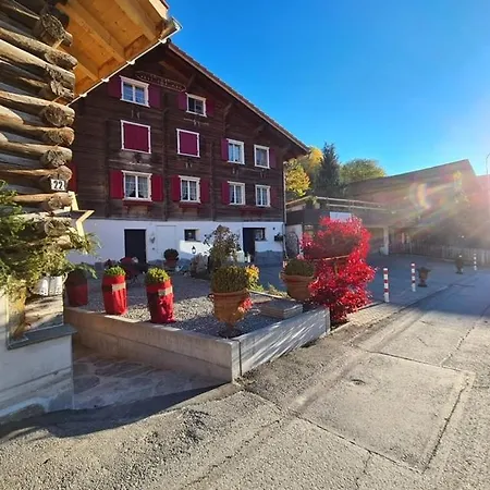 Chesa Prema - Restaurant Bed & Breakfast Disentis