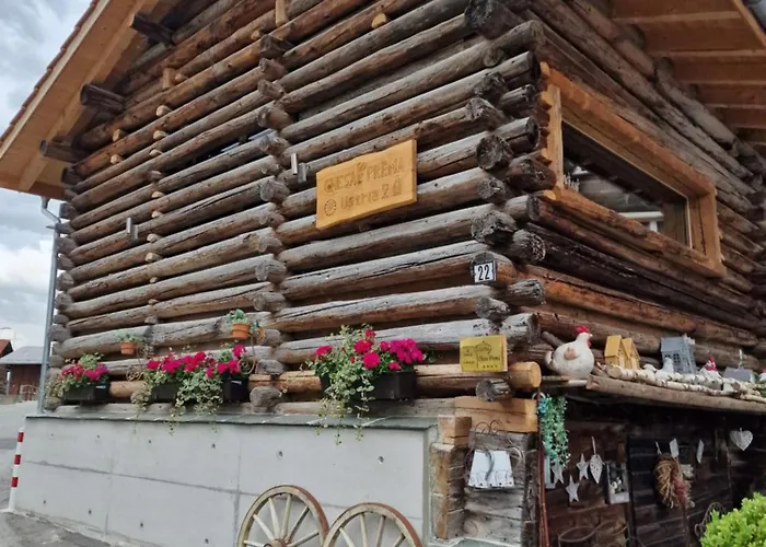 Chesa Prema - Restaurant Bed & Breakfast Disentis