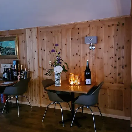 Chesa Prema - Restaurant דיסנטיס