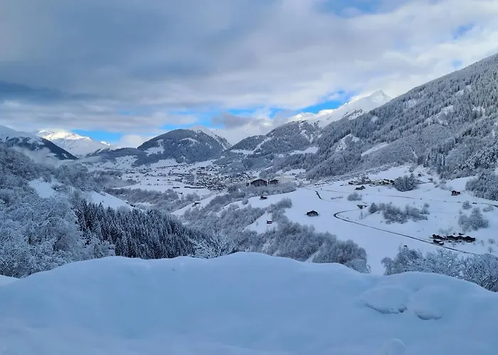 Chesa Prema - Restaurant Alojamento de Acomodação e Pequeno-almoço 3*