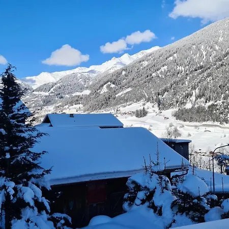 Chesa Prema - Restaurant Bed and breakfast Disentis